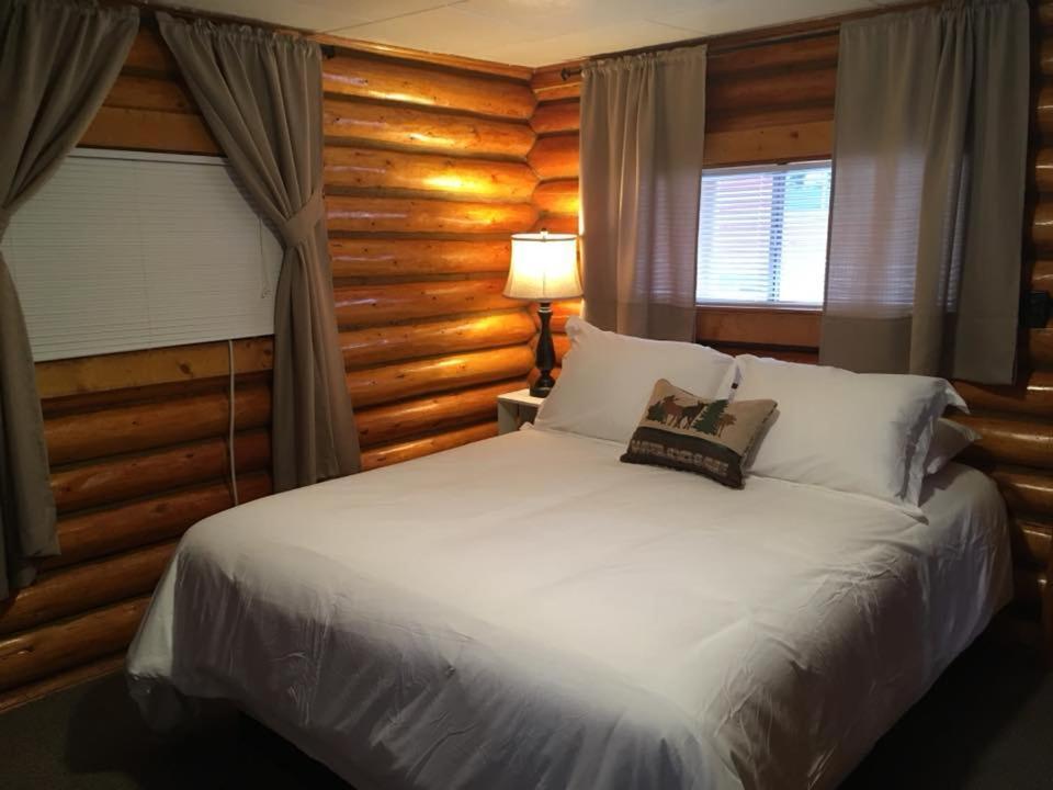 إنيس Sportsman'S Lodge المظهر الخارجي الصورة